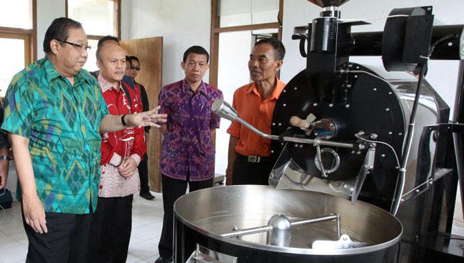 Menkop Harapkan Korsel Dukung Pelatihan Operasional Alat Sortasi Kopi